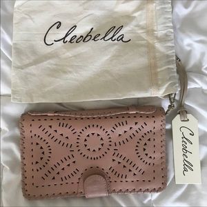 Cleobella mexicana clutch in blush